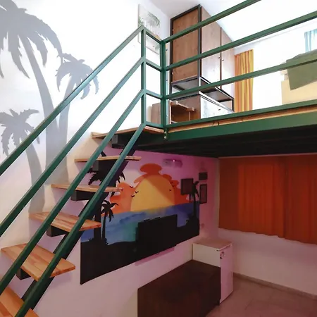 Limon Hotel,