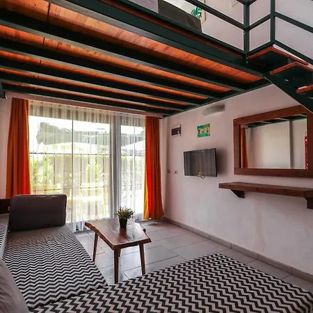 Bed & Breakfast Limon Hotel,
