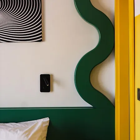 Limon Hotel, Bed & Breakfast